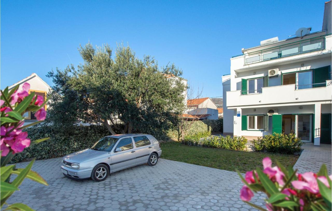 Lovely Apartment In Kastel Stari With Wifi Kaštela Extérieur photo